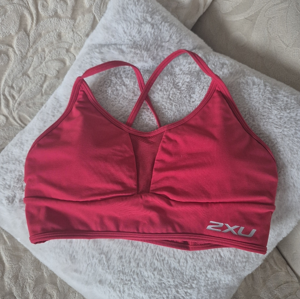 2XU Red Mesh Sports Bra Small